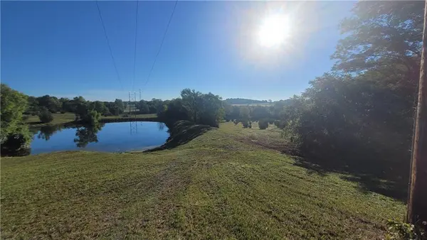 SW 303rd ST, Paola, KS 66071