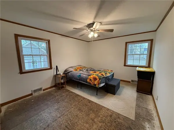 2102 Franklin AVE, Lexington, MO 64067