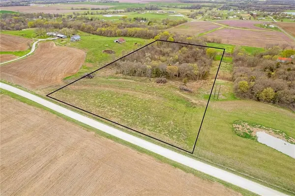 7830 Barkertown RD, Odessa, MO 64076