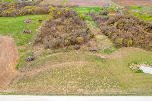 7830 Barkertown RD, Odessa, MO 64076