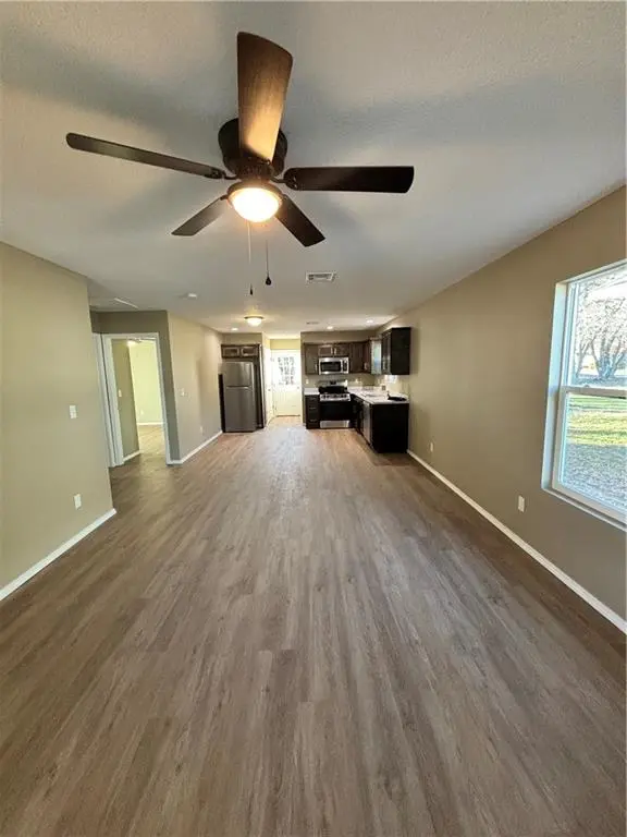 306 E Adams ST, Pittsburg, KS 66762