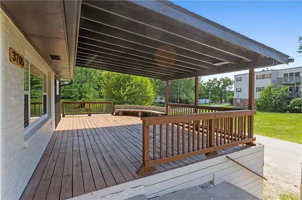 3705 N Walrond AVE, Kansas City, MO 64117