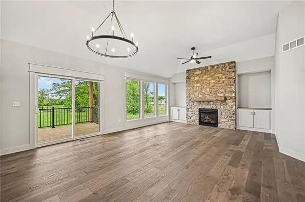 698 Salem RD, Lawson, MO 64062
