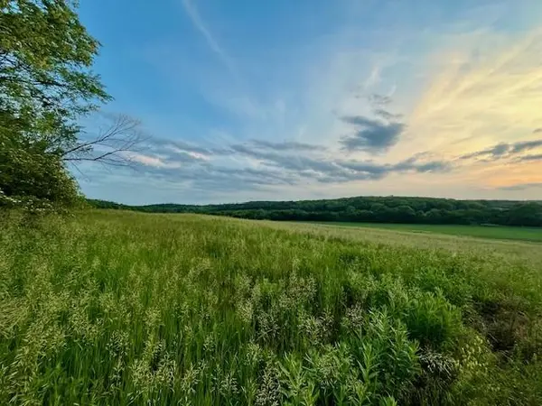 10.01 Acres M/L N 800 RD, Baldwin City, KS 66006