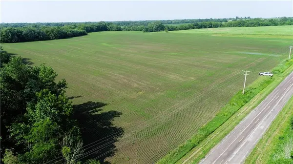 T HWY, Pattonsburg, MO 64670