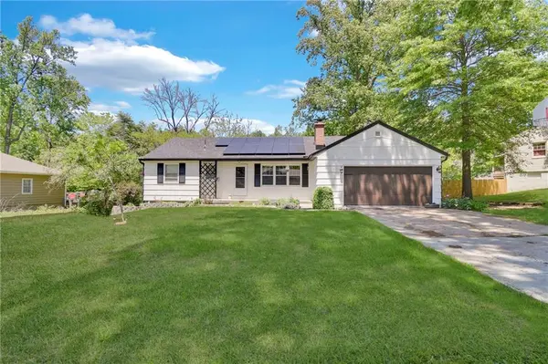 11312 E 48th TER, Kansas City, MO 64133