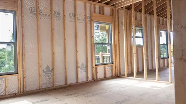 1105 Charles ST, Knob Noster, MO 65336