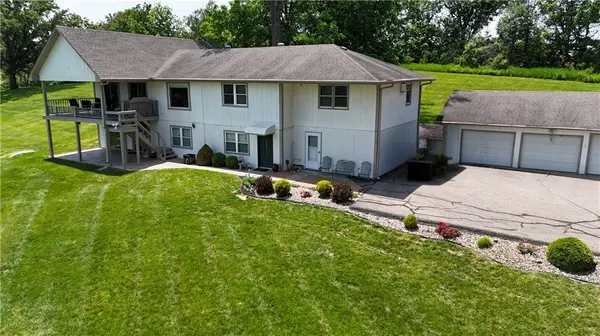 27 Partridge DR, Agency, MO 64401