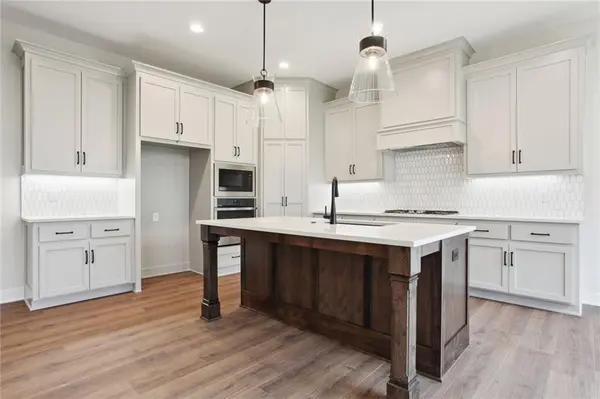 4825 NW Martin ST, Riverside, MO 64150