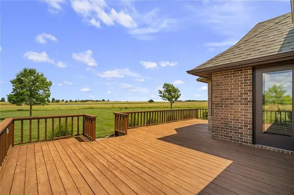 1001 E Park RD, Garnett, KS 66032