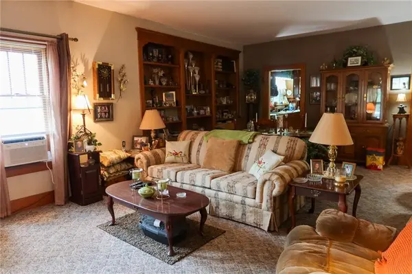 1327 Lawrence ST, Emporia, KS 66801