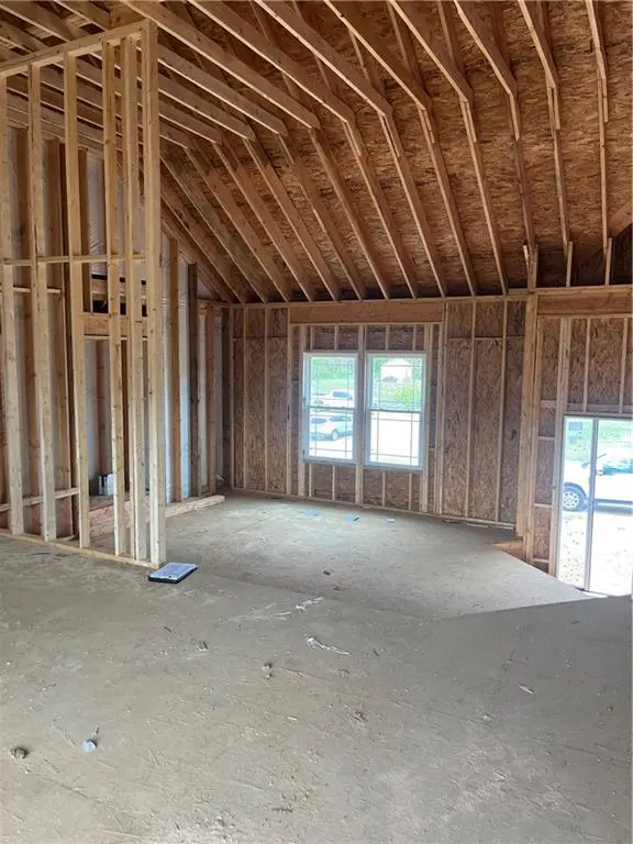 3812 SW McDanial AVE, Blue Springs, MO 64015