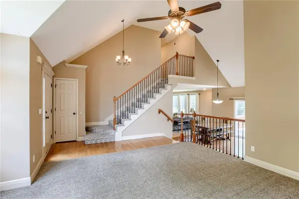 20918 Larkspur AVE, Peculiar, MO 64078