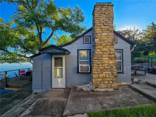 87 S Kahola RD, Council Grove, KS 66846
