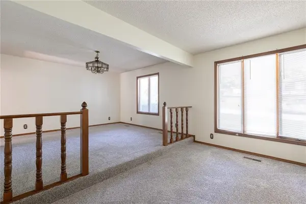 26 Hull DR, Platte City, MO 64079