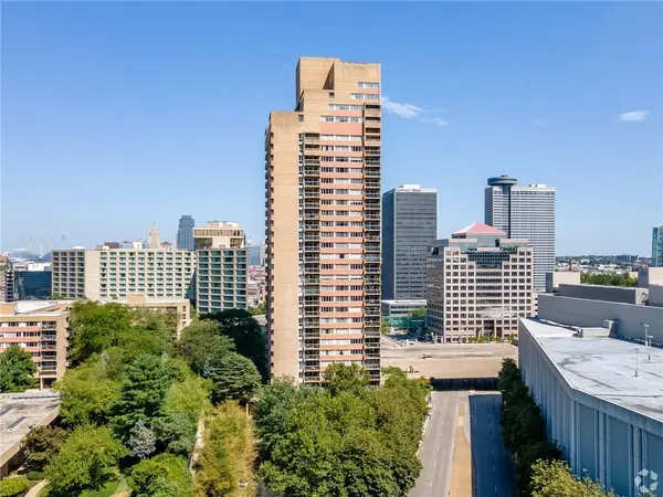2510 Grand BLVD #1604, Kansas City, MO 64108