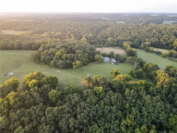 0000 S 162nd RD, Humansville, MO 65613