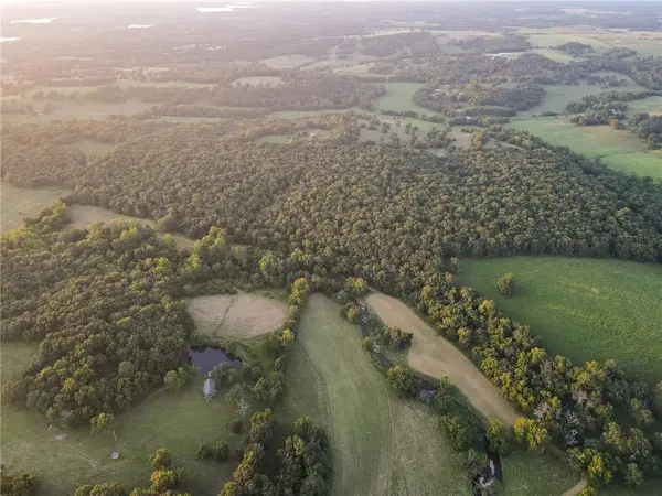 0000 S 162nd RD, Humansville, MO 65613