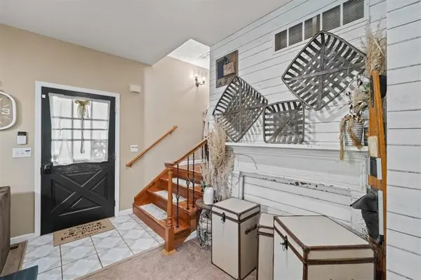 2248 Iowa RD, Ottawa, KS 66067