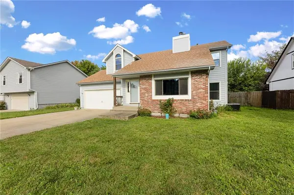 603 N Sycamore ST, Gardner, KS 66030