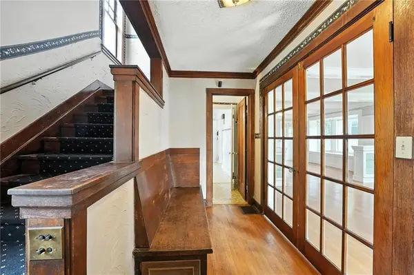 2639 Charlotte ST, Kansas City, MO 64108