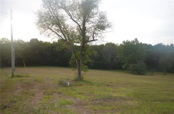 13552 NW County Road 10502 RD, Amsterdam, MO 64723