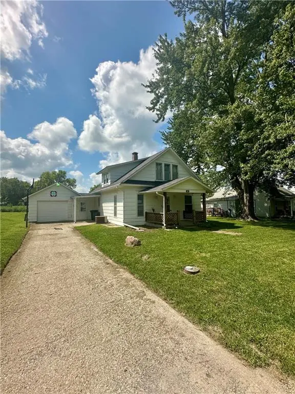 406 E Cherry ST, Skidmore, MO 64487