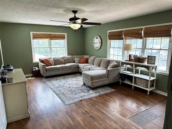 400 Beverly AVE, Excelsior Springs, MO 64024