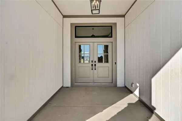 7620 N Booth AVE, Kansas City, MO 64158