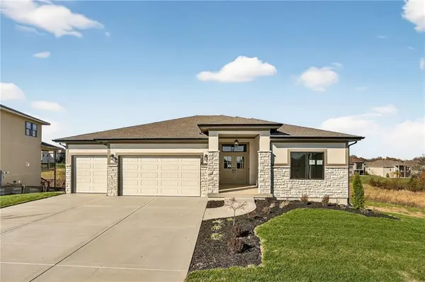 7620 N Booth AVE, Kansas City, MO 64158