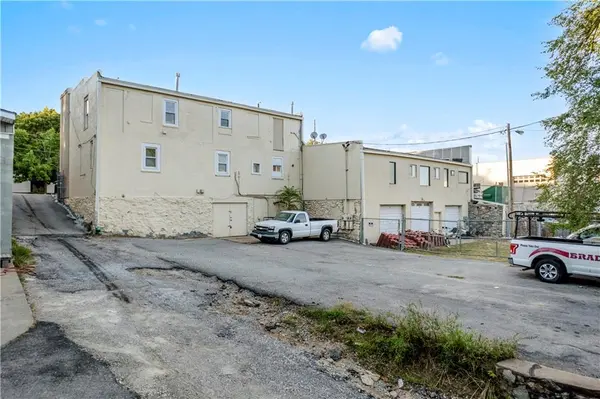 1119-1125 Merriam LN, Kansas City, KS 66103