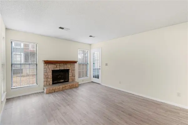 12659 W 110th TER, Overland Park, KS 66210