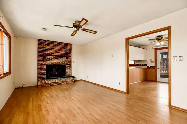 1109 Benckeser RD, Cole Camp, MO 65325