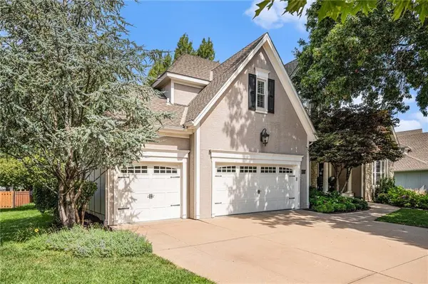 4528 W 140th ST, Leawood, KS 66224