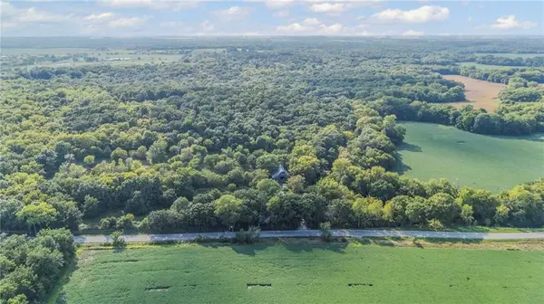 3572 Idaho RD, Pomona, KS 66076