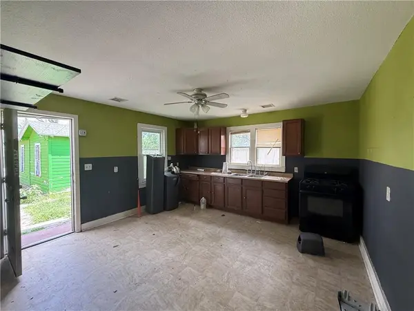 206 First ST, Garden City, KS 67846