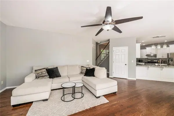 14121 W 138th TER, Olathe, KS 66062