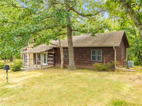 23291 Christian RD, Braymer, MO 64624