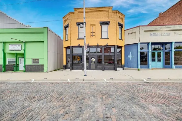 510 Main ST, Wellsville, KS 66092