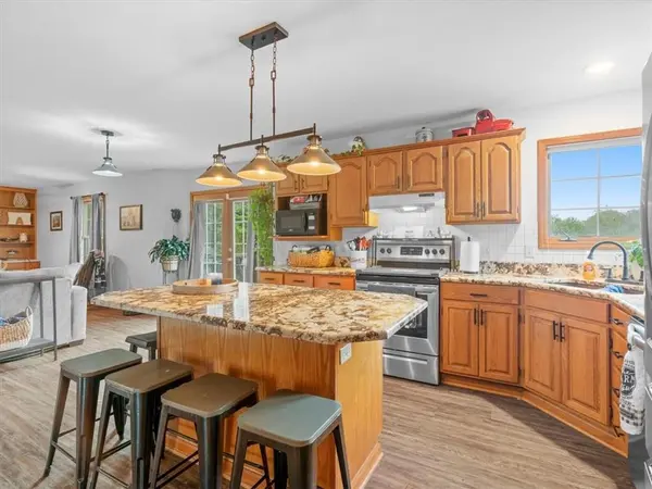 4001 N 39th CT, St Joseph, MO 64506