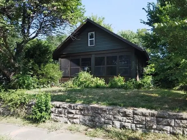3124 W 42ND AVE, Kansas City, KS 66103