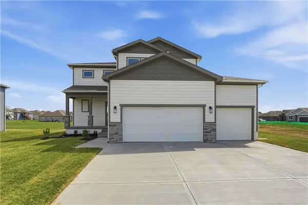 4716 SW 6th TER, Blue Springs, MO 64014