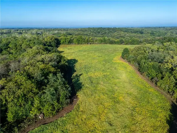 Bowen RD, Richmond, MO 64085