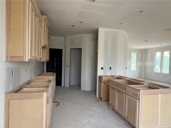 31538 W 86th ST, De Soto, KS 66018
