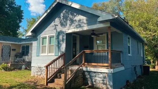 2908 E 61ST ST, Kansas City, MO 64130