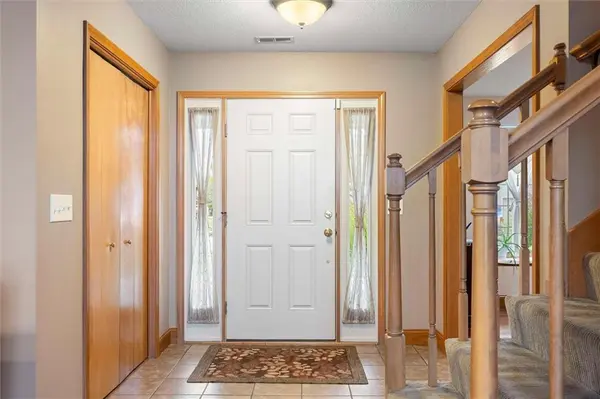 2615 Red Cedar DR, Lawrence, KS 66047