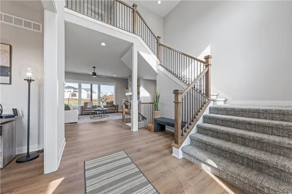 13572 Prairie Creek PL, Parkville, MO 64152