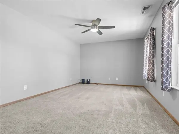 405 S 6th ST, Savannah, MO 64485