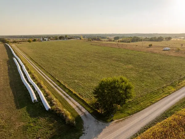800 NW 950th RD, Blairstown, MO 64726