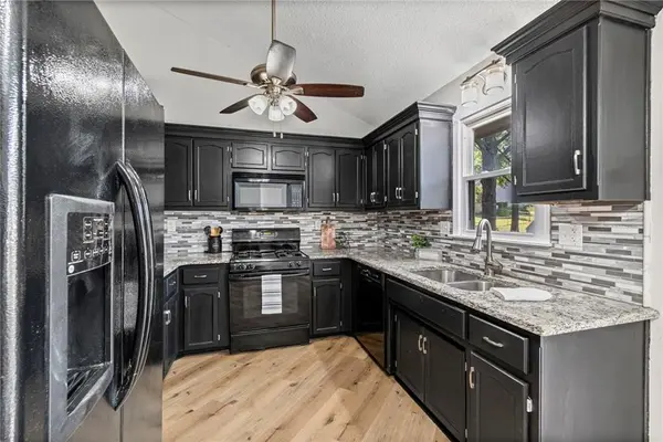 507 Vivian ST, Liberty, MO 64068